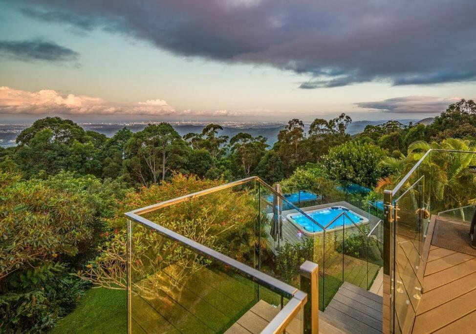 Coastline: Alpine Villa Mount Tamborine Exterior foto